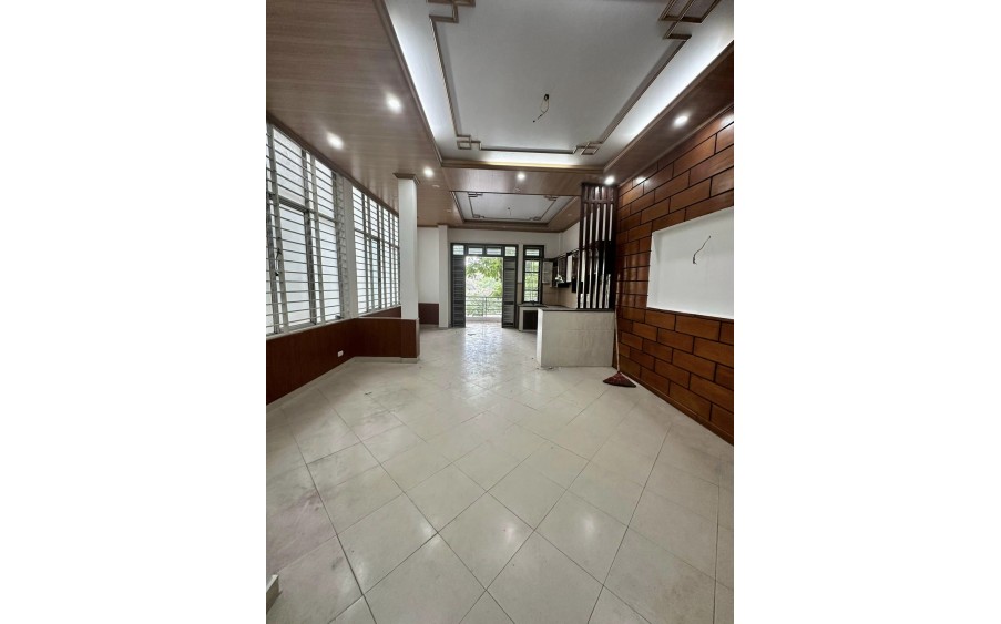 CHO THUÊ NHÀ LÔ GÓC KD TRÀ SỮA, CÀ PHÊ, SPA PHỐ KIM NGƯU 24 TR, 3 TẦNG, 60M2, MT 4M
